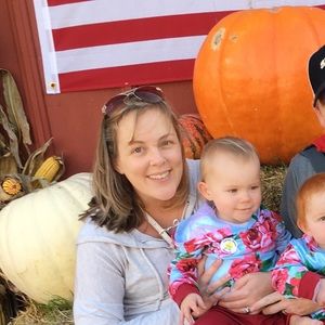 Meet your Posher, Angie